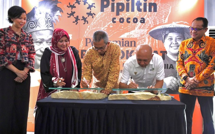 MenKopUKM Teten Masduki saat meresmikan pabrik cokelat PT Rosso Bianco pemilik brand Pipiltin Cocoa di Gunung Sindur