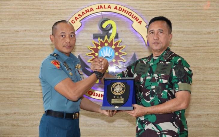 Dankodiklatal Terima Kunjungan Kaskogartap III/Surabaya