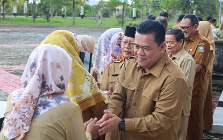 Sekda Bintan, Ronny Kartika saat halal bi halal dengan ASN dilingkungan Pemkab Bintan.