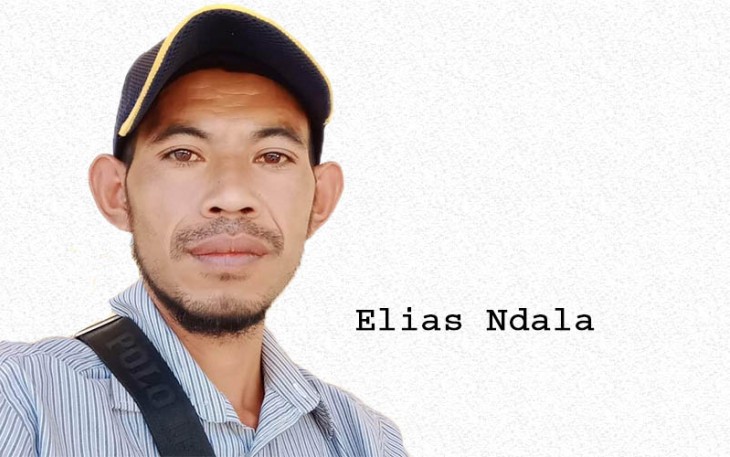 Elias Ndala Seorang Tenaga Harian Lepas di Puskesmas Wae Codi yang SPK-nya Tidak Diperpanjang oleh Bupati Manggarai.