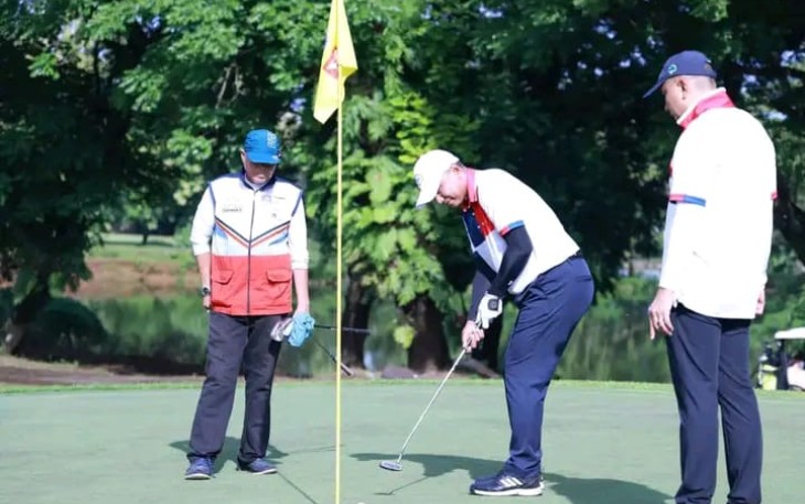 Turnamen Golf "Gober Series" di padang golf Baddoka, Makassar, Minggu (4/2)