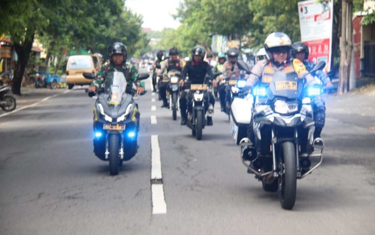 Patroli bersama Dandim bersama Kapolres Ngawi, Selasa (6/2)