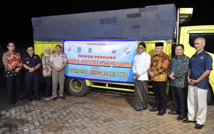 Gus Halim ini saat Pemberangkatan Ekspor Perdana Anggrek ke Taiwan di Griya Anggrek Singosari, Malang, Jawa Timur pada Senin (19/2/2024) malam.
