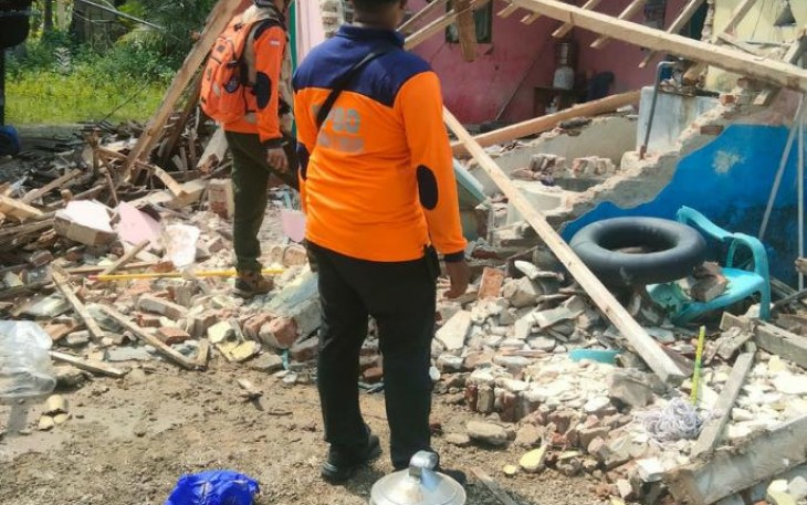Sebanyak 2495 Kepala Keluarga Terdampak Gempa di Tuban 