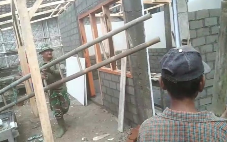 Bantu warga binaan bangun rumah 