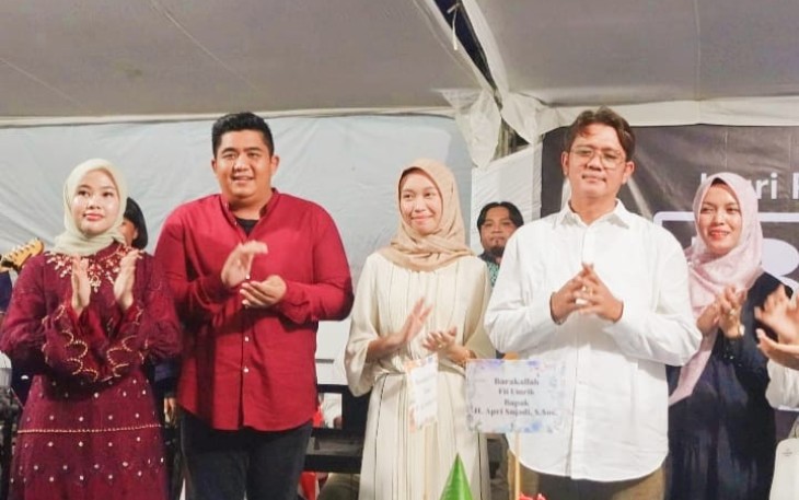 Bupati Bintan Berkunjung di Kediaman Apri Sujadi 