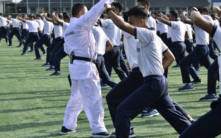 Bela diri militer prajurit Kolinlamil 