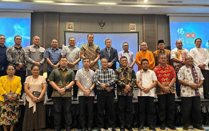 Waisak Bersama Budha Tzu Chi Biak 