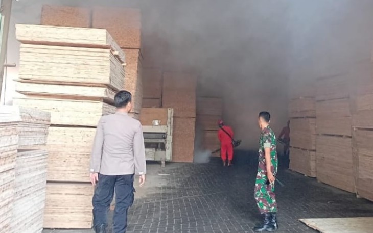 Fogging di wilayah desa binaan 