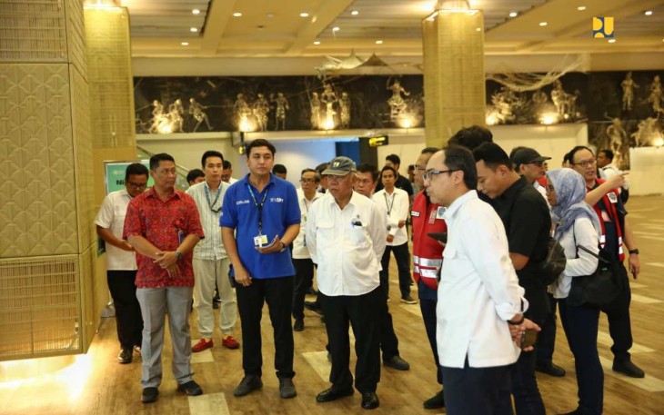 Menteri PUPR Basuki Hadimuljono meninjau venue World Water Forum ke-10 Tahun 2024 di Bali