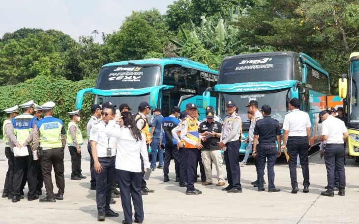 Sidak kelaikan jalan bus pariwisata 