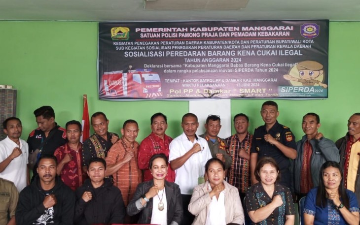 Satpol PP Manggarai Gandeng Bea Cukai Labuan Bajo Sosialisasi Peredaran Barang Kena Cukai Ilegal 