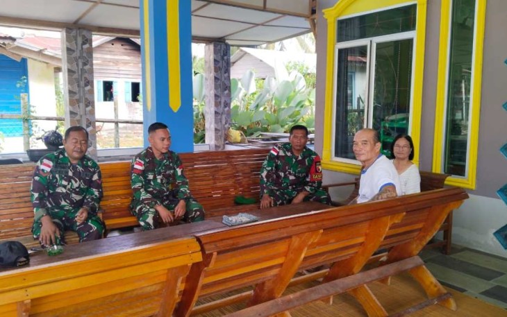 Anjangsana bersama warga desa binaan 