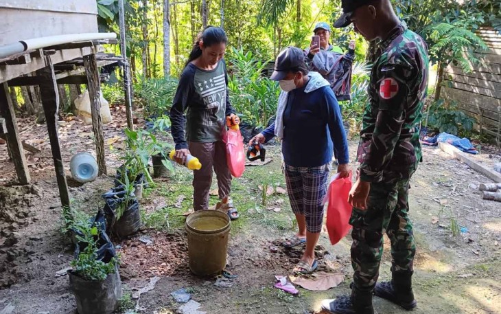 Waspada jentik nyamuk di lingkungan warga perbatasan 
