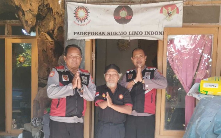 Romo Arief tokoh budaya padepokan Sukmo Limo Indonesia 