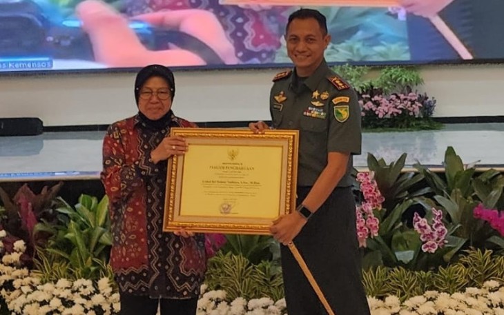 Dandim 1715/Yahukimo Terima Penghargaan dari Menteri Sosial RI atas Dedikasi dan Kontribusi Dalam Penanganan Bencana Alam di Yahukimo