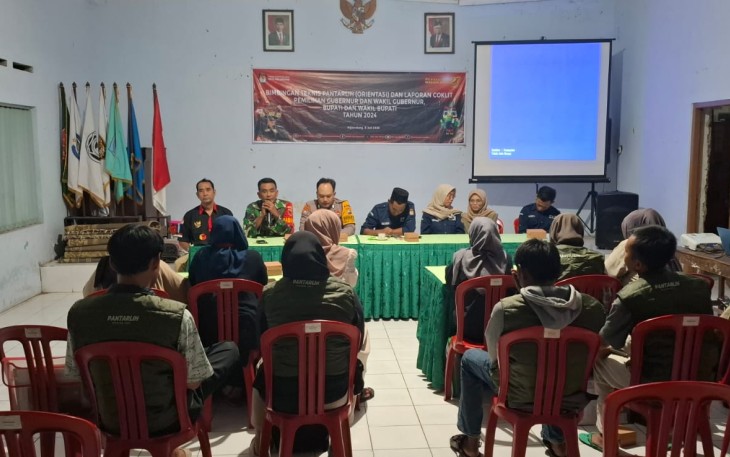 Babinsa Desa Nglandung Laksanakan Pemantauan Bimtek Pantarlih dan Coklit Pilkada 2024 