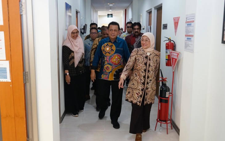 Menaker RI Didampingi Gubernur Kepri Resmikan BLK Karimun 