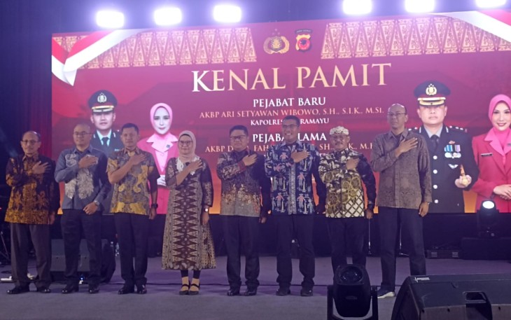 Penuh Harus dan Suka Cita Dalam Acara Kenal Pamit Kapolres Indramayu 