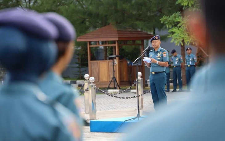 Kepala Staf Koarmada III Laksamana Pertama Singgih Sugiarto
