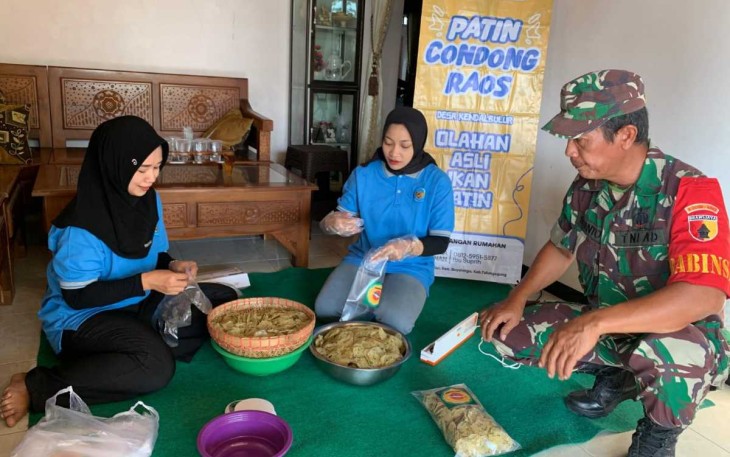 Sertu Suyanto bersama kelompok binaannya