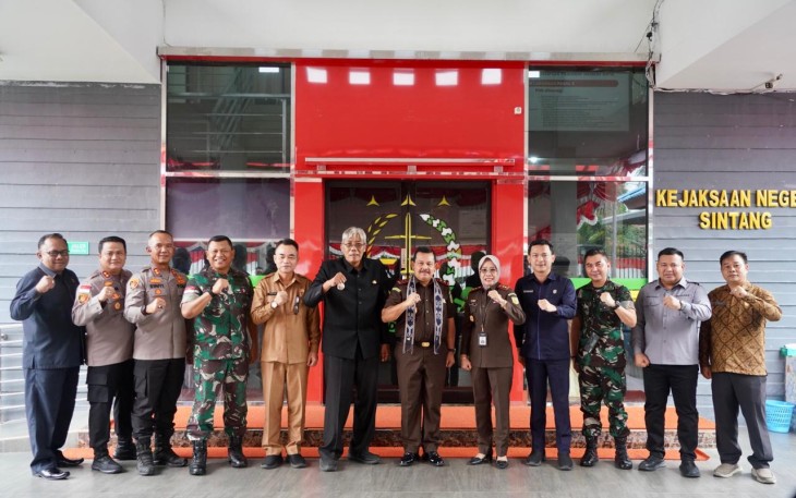 Danrem 121/ABW Sambut Kunjungan Kejati Kalbar di Kabupaten Sintang 