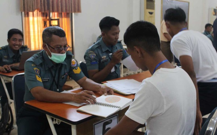 Tes Kesehatan Tahap I Caba dan Cata di Lantamal VI Makassar 