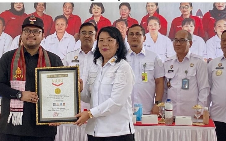 Rekor MURI 79 Karya Rajutan 