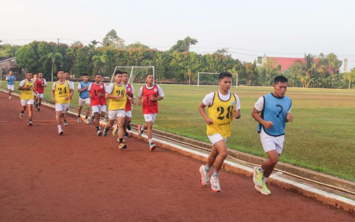 Tes fisik calon anggota TNI AD