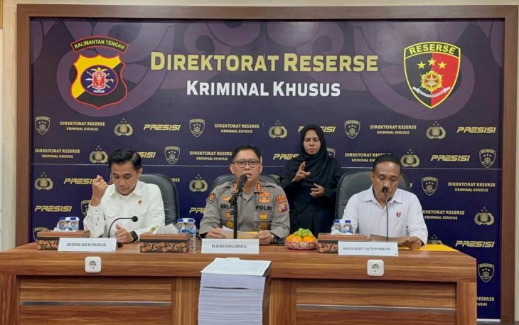Kabid Humas Polda Kalteng Kombes Erlan Munaji saat memberikan keterangan pers