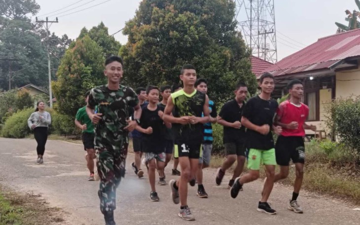 Pembinaan fisik pemuda perbatasan 