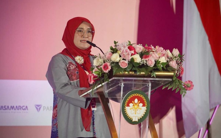 Sekjen DWP Pusat Dewi Arif R Hakim