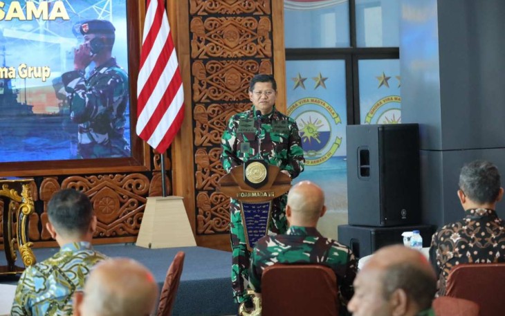 Pangkoarmada III Laksda TNI Hersan 
