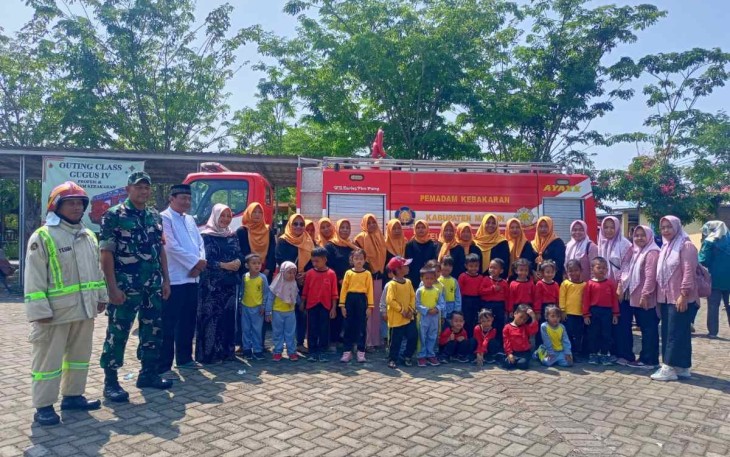 Outing class sekolah wilayah desa binaan 
