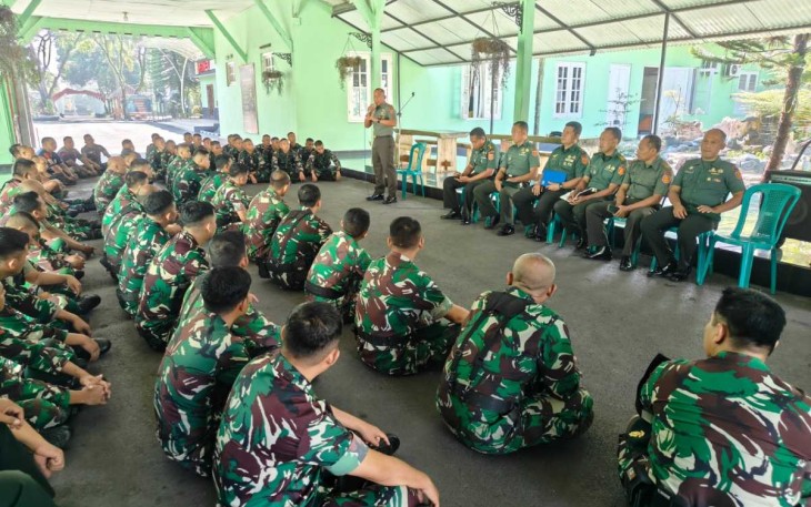 Danmenarmed 2 Kostrad Kolonel Arm Siswo Budiarto 