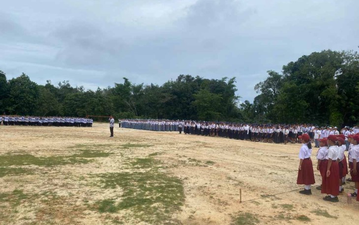 Peringatan hari guru nasional di perbatasan 