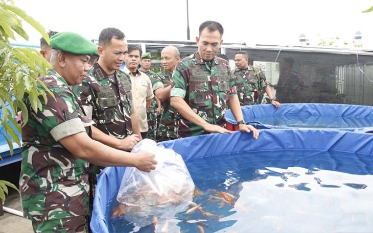 Danrem 051/Wkt Berikan Apresiasi Lahan Urban Farming di Kodim 0507/Bekasi 