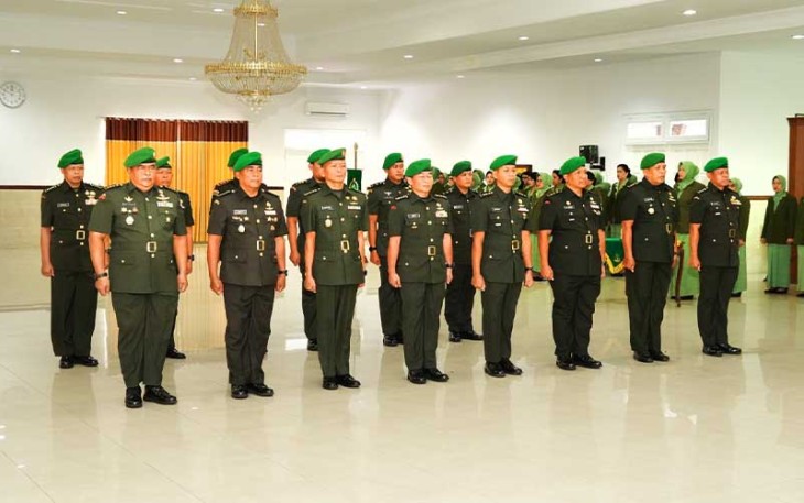 Sertijab Pejabat Akmil