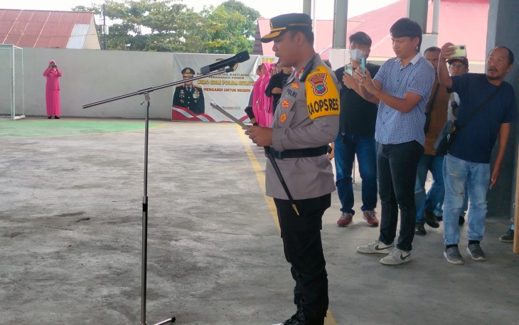 Kapolres Bitung AKBP Tommy Bambang Souissa, SIK saat memimpin upacara Sertijab Kasat intelkam polres Bitung