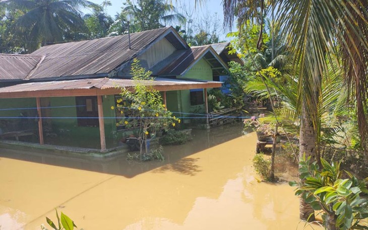 Pasca banjir Petugas BPBD Kab Bireuen melakukan pengecekan (25/1). Sumber foto: BPBD Kab Bireun