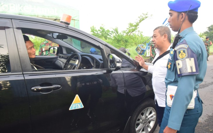 Satuan Tugas Pengamanan (Satgaspam) Bandara Juanda menggelar operasi penegakan ketertiban (Opsgaktib) Tanda Perizinan Khusus Terbatas bagi kendaraan yang melalui akses T1-T2 Bandara Internasional Juanda pada, Kamis (1/2/2024)