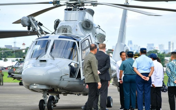 TNI AL Terima Helikopter Anti Kapal Selam