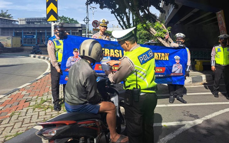 Satlantas Jakarta Barat Ajak Masyarakat Tertib Berlalu Lintas