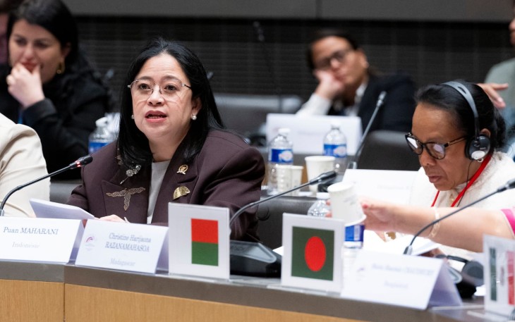 Ketua DPR RI Puan Maharani bersama 23 ketua parlemen perempuan dunia lainnya yang menjadi peserta Konferensi Tingkat Tinggi (KTT) Ketua Parlemen perempuan dunia atau Women Speakers' Summit 2024 di Prancis.