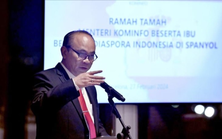 Menkominfo Budi Arie Setiadi dalam Pertemuan dengan Diaspora Indonesia di Hotel Sofia Barcelona, Spanyol, Selasa (27/02/2024) malam waktu setempat.