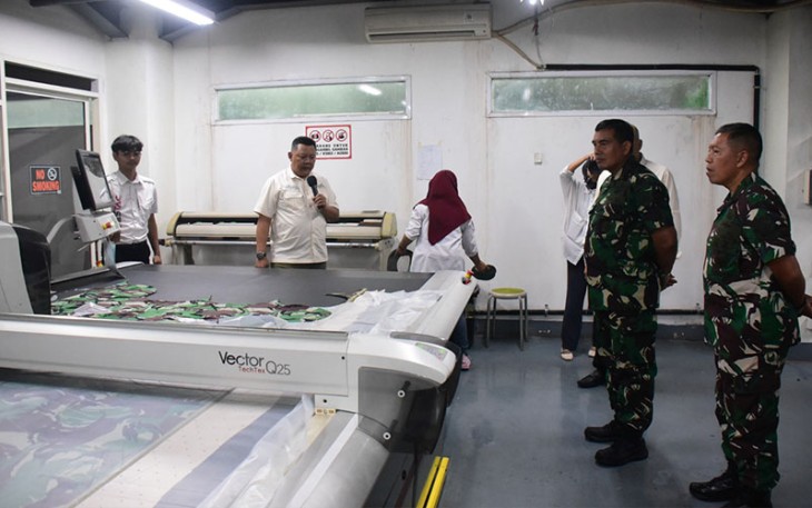 Dankormar saat  Kunjungi Industri Perlengkapan Taktis Karya Anak Bangsa