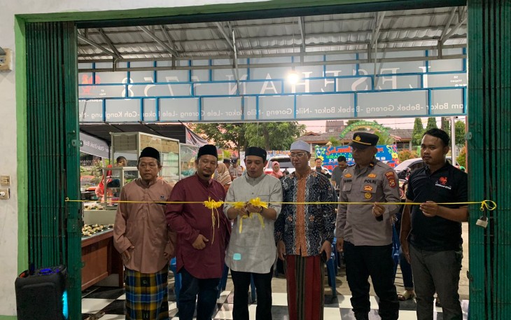  Grand Opening Lesehan 5758