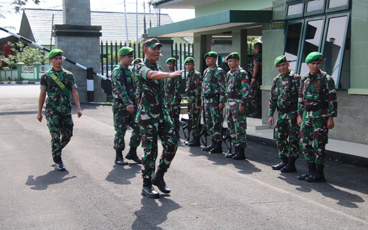 Tim Waslakgiat Permildas Kodiklat TNI AD saat Kunjungi Korem 032/Wbr
