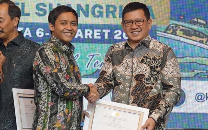 Kementerian ATR/BPN Berikan Penghargaan kepada Pegawai Terbaik yang telah Purnatugas