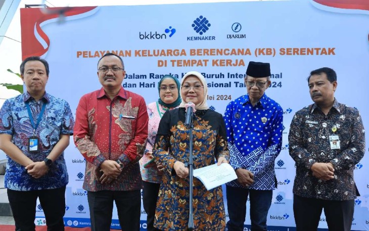 Menaker Ida Fauziah